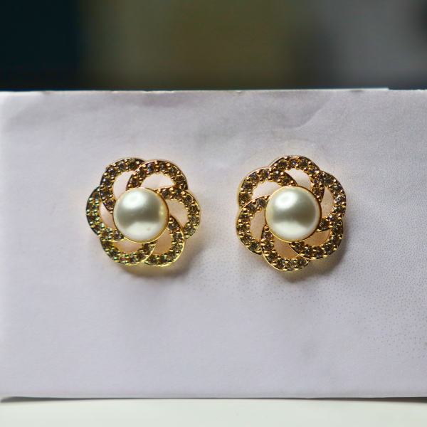 Earrings Ethnic & Festive Studs 18