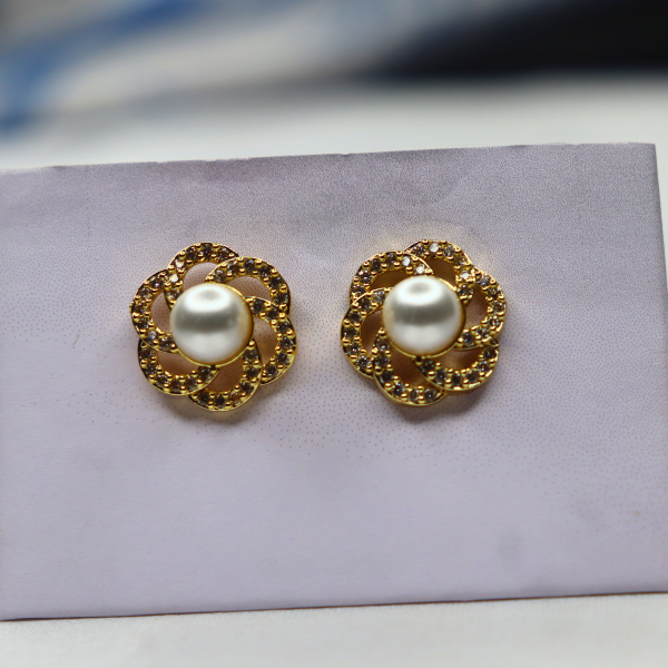 Earrings Ethnic & Festive Studs 18
