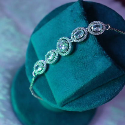 Hand Jewellery Festive Bracelet 3