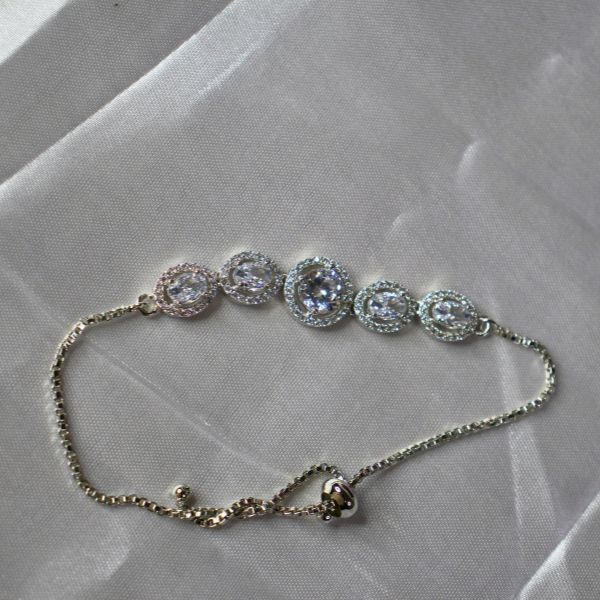 Hand Jewellery Festive Bracelet 3
