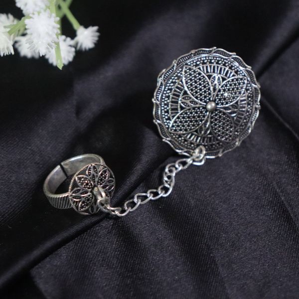 Hand Jewellery Finger Ring Oxidise 7