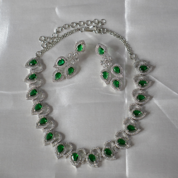 Neck Accessories Ethnic & Festive AD Neckpiece 11
