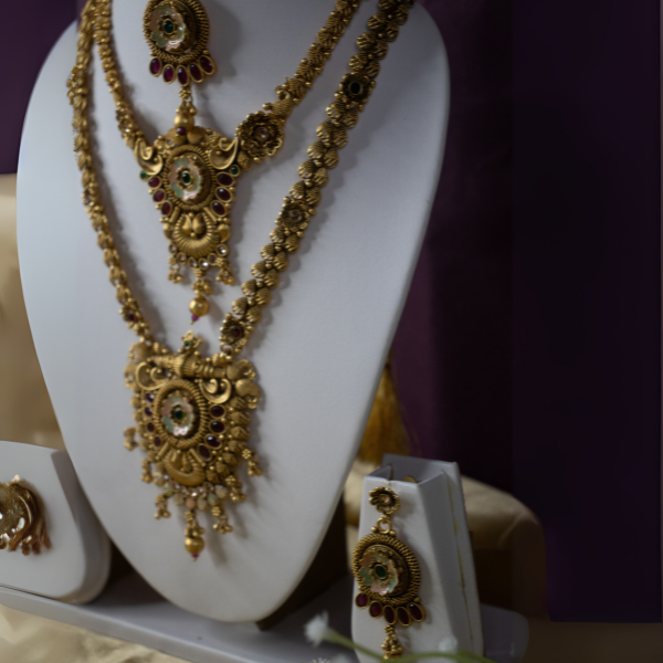 Traditional Temple Jewellery Neckpiece 1