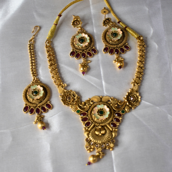 Traditional Temple Jewellery Neckpiece 1