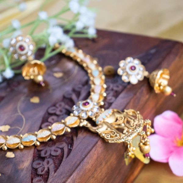 Traditional Temple Jewellery Neckpiece 2