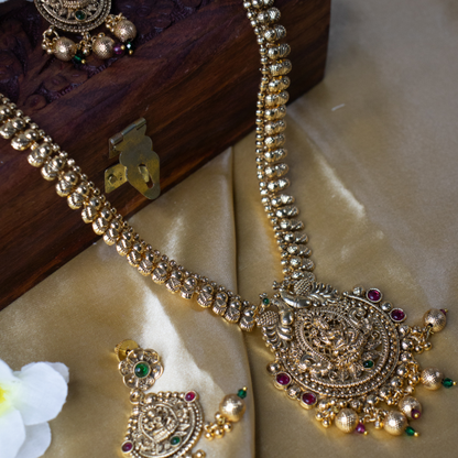 Traditional Temple Jewellery Neckpiece 3