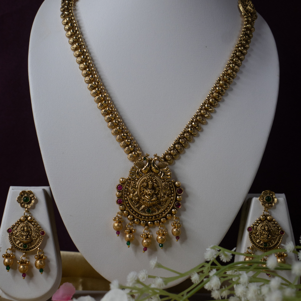 Traditional Temple Jewellery Neckpiece 3