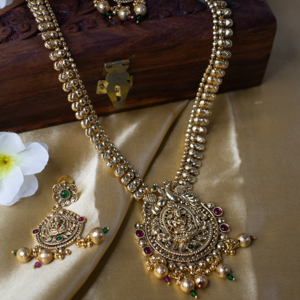 Traditional Temple Jewellery Neckpiece 3