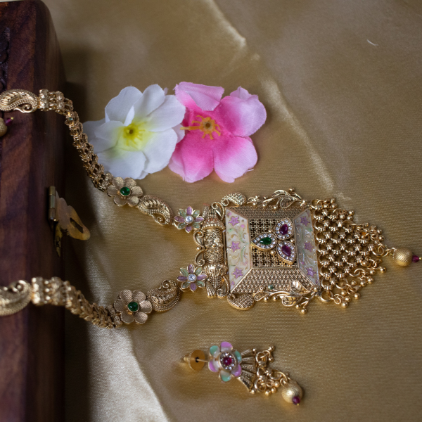 Traditional Temple Jewellery Neckpiece 4