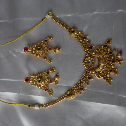 Traditional Temple Jewellery Neckpiece 7